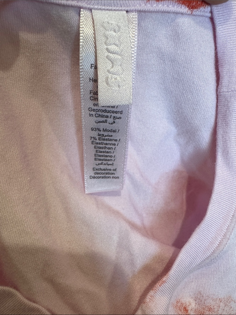 SKIMS Pink Lip-Print Lounge Top and Pants Set #470 - Picture 3 of 7